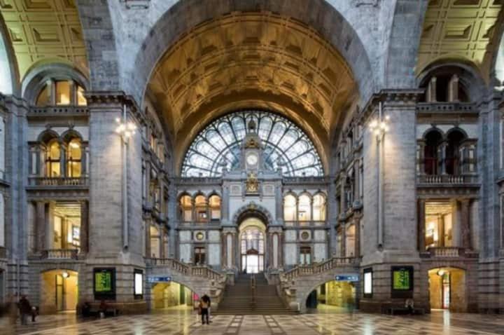 Cozy Apartment In Antwerpen Centraal Eksteriør bilde